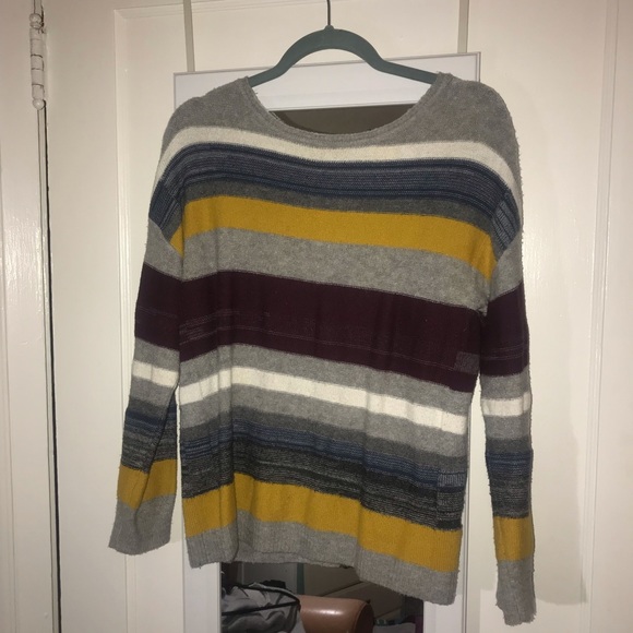 Sweater - Picture 1 of 2